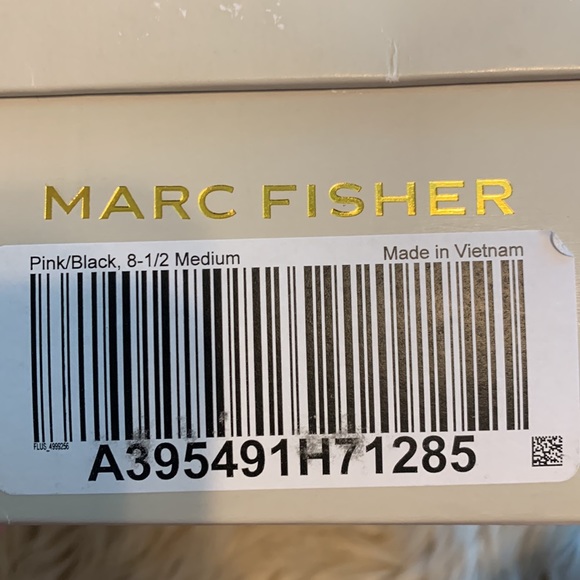 Marc Fisher Lilac Purple Snake Skin Kitten Heels - Picture 2 of 2